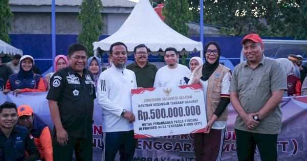 Gubernur Sulsel Andi Sudirman Salurkan Bantuan Rp500 Juta untuk Korban Gempa NTT