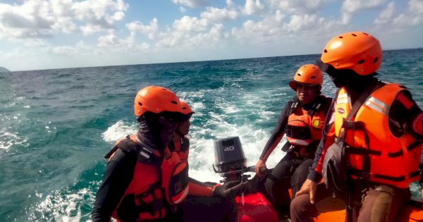 Pemuda Terjatuh Dari Kapal Jolloro di Perairan Pasi Mabborong Sinjai, Tim SAR Lakukan Pencarian