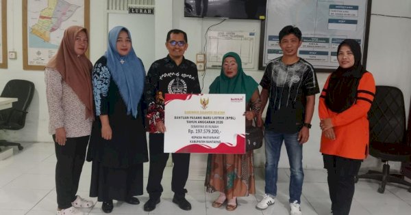 130 KK di Gowa dan Bantaeng Dapat Bantuan Listrik Gratis dari Gubernur Sulsel