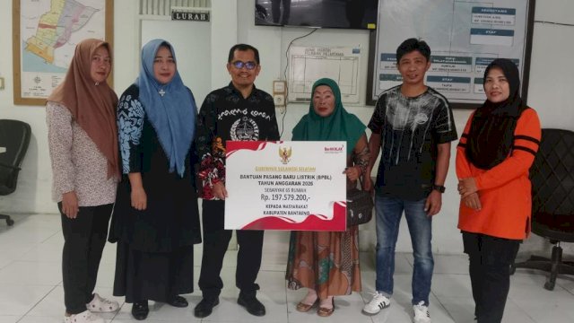 130 KK di Gowa dan Bantaeng Dapat Bantuan Listrik Gratis dari Gubernur Sulsel