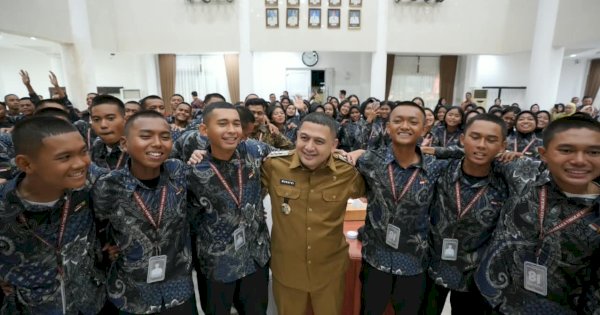 Sukses Jalankan Tugas Rangkaian HUT RI, Wali Kota Munafri Apresiasi 70 Paskibraka Makassar