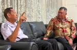Bupati Takalar dan Anggota Komisi V DPR Hamka B Kady Bahas Percepatan Pembangunan Infrastruktur