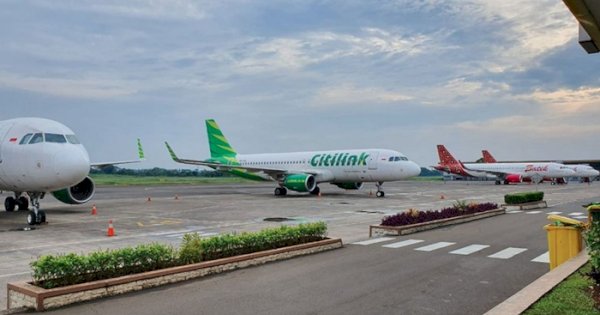 8 Bandara Kembali Beroperasi Setelah Ditutup Akibat Abu Vulkanik