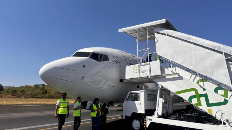 Pesawat Garuda Indonesia Boeing 738 Tujuan Jakarta-Makassar Alami Pecah Ban