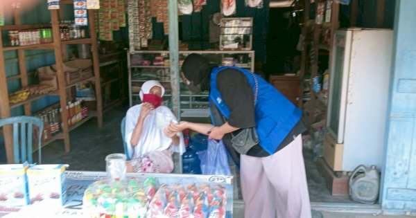 Fordes Matappa Peduli Debu di 20 Desa Lingkar Tambang, Bagikan Masker Kepada Warga 