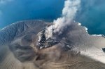 Anak Krakatau Kembali Erupsi, Aktivitas Vulkanik dan Penerbangan Masih Dipantau