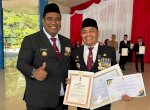 Kepala Bapenda Maros Borong 3 Penghargaan, 2 Diantaranya Dari Bupati Maros Chaidir Syam