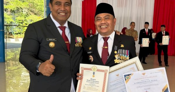 Kepala Bapenda Maros Borong 3 Penghargaan, 2 Diantaranya Dari Bupati Maros Chaidir Syam