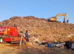 Musim Kemarau Picu Ancaman Kebakaran, Tumpukan Sampah di TPA Maros Disiram Rutin