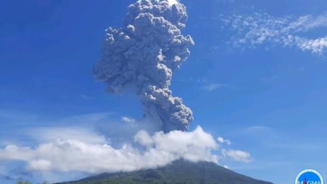 Gunung Ili Lewotolok di NTT Kembali Erupsi, Kolom Abu Capai 600 Meter