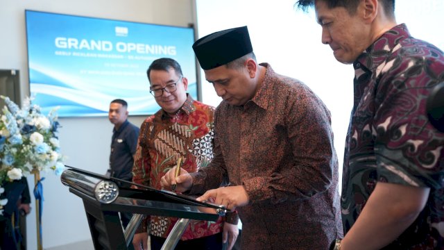 Investasi Otomotif Terus Tumbuh di Makassar, Wali Kota Munafri Resmikan Dealer Geely Pertama di Sulawesi