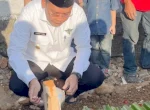 Wabup Takalar Beri Penghormatan Terakhir ke Almh. Hj Fitriah SIbali Karaeng Bau