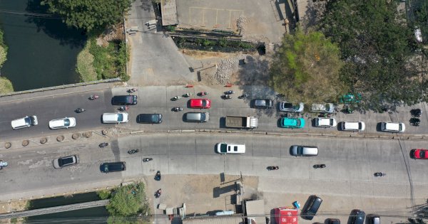 Jalan Aroepala Makassar Sepanjang 800 Meter Diaspal Lapis Kedua Usai Drainase Rampung