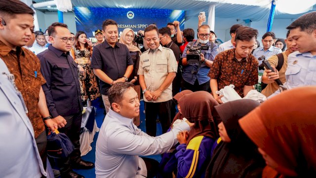 Gubernur Andi Sudirman Apresiasi Kepala BGN Pilih Sulsel untuk Aktivasi Serentak 480 SPPG 3T di Wilayah Timur Indonesia
