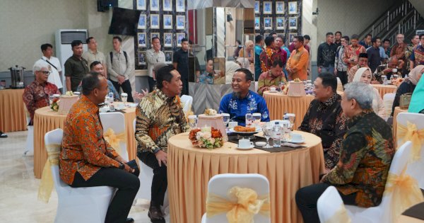 Gubernur Andi Sudirman Sulaiman Apresiasi Dedikasi Irjen Pol. Djuhandhani Selama Menjabat sebagai Kapolda