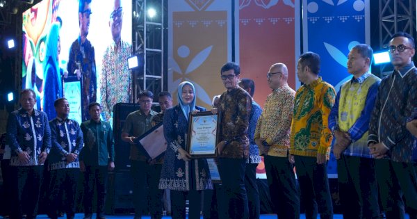 Wagub Fatmawati Dampingi Gubernur dan Menteri Koperasi di Luwu Timur