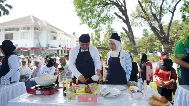 Wali Kota Makassar Tunjukkan Kebolehan Memasak, Raih Juara I di Ajang HUT Sulsel ke-357