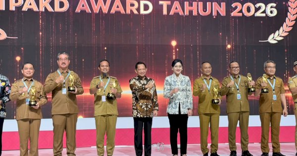 Terima TPAKD Award 2026, Gubernur Sulsel Dukung Arahan Presiden Prabowo untuk Perluasan Akses Keuangan