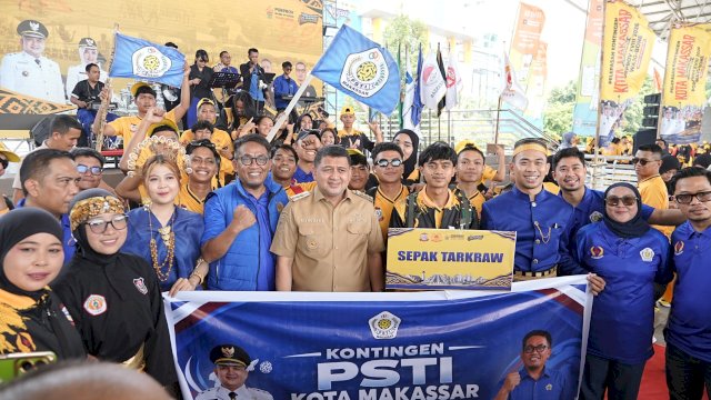 Lepas Kontingen ke Porprov XVIII, Wali Kota Appi Semangati Atlet Target Juara Umum