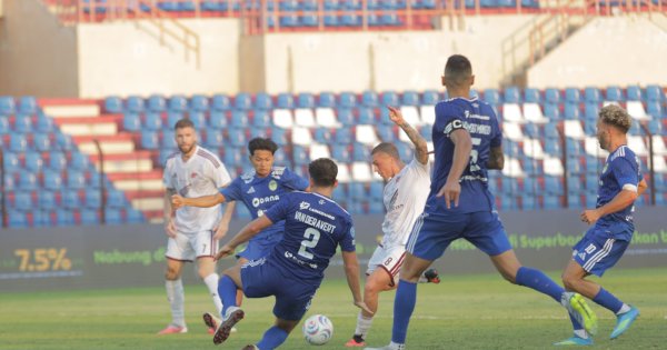 Stefan Jevtoski Serukan Persatuan Suporter Jelang Duel Klasik PSM vs Persebaya: Saatnya BJ Habibie Full!