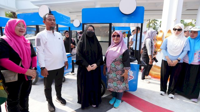 Ketua TP PKK Dukung UMKM Naik Kelas, 269 Unit Peralatan Usaha Diserahkan pada Peringatan 357 Tahun Sulsel