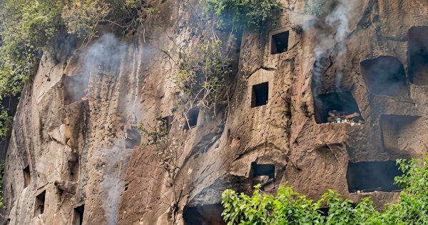 Selamatkan Warisan Leluhur: Situs Prasejarah Toraja dan Maros Terancam Karhutla
