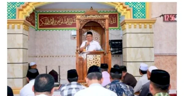 Safari Jumat, Bupati Takalar Serahkan Bantuan Uang Tunai dan Material ke Masjid