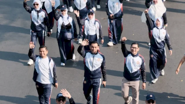 Pemkot Parepare Tampil Semarak di Jalan Sehat Anti Mager dan Karnaval HUT ke-357 Sulsel